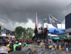 Tuntut Penyesuaian Tarif, Ratusan Driver Ojek dan Taksi Online di Batam Gelar Aksi Demo
