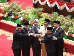 Iman Setiawan Resmi Dilantik sebagai Ketua DPRD Kepri 2024-2029, Fokus Pembentukan AKD dan APBD 2025