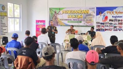 Jelang Pilkada, Kejaksaan Negeri Batam Beri Penerangan Hukum ke Warga Pulau Cengkui Kecamatan Bulang