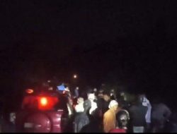 Bentrok di Pulau Rempang Batam : 8 Warga Alami Luka, Belasan Kendaraan Rusak