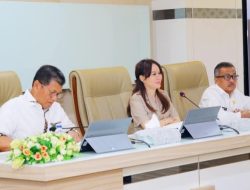 Instruksikan Camat, Wakil Walikota Batam Li Claudia Minta Lurah dan RT Kumpulkan KK Warga Batam Minggu Depan