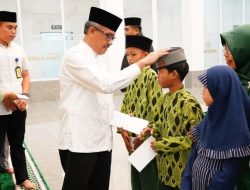 Buka Bersama Anak Yatim dan Kaum Du’afa, Sekda Batam Jefridin Apresiasi Peran Serta Masyarakat dalam Pembangunan Batam