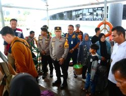 Operasi Ketupat 2025 : Wakapolda Kepri Tinjau Langsung Arus Balik Lebaran dan Pelayanan Kepolisian di Batam