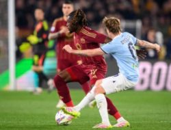 Sengit Sejak Menit Awal, Lazio vs Roma Berakhir Imbang