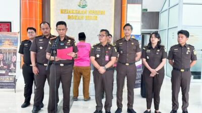 Terindikasi Korupsi, Kejari Rohil tetapkan Kadisdik Rokan Hilir dan PPTK Jadi Tersangka Terkait Rehab SMPN 4 Panipahan
