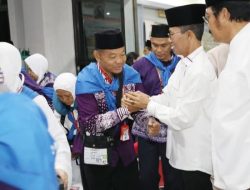 JCH Kloter 1 Embarkasi Batam Berangkat ke Tanah Suci, Wali Kota Batam Amsakar : Selamat Menjalankan Ibadah Haji