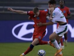 Manchester United jadi yang terdepan untuk dapatkan Liam Delap