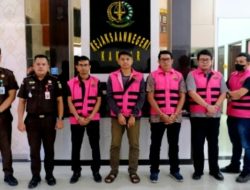 Rugikan Negara Rp 60 Miliar, Lima Tersangka Penyelewengan KUR Mikro BNI Bangkinang Ditahan Jaksa