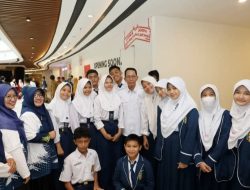 Amsakar – Li Claudia Realisasikan Program Prioritas, Seragam Gratis untuk 105 Ribu Lebih Siswa Baru di Batam