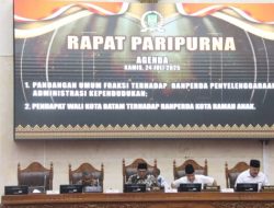 Fraksi-Fraksi DPRD Batam Setujui Ranperda Administrasi Kependudukan Dibahas di Tingkat Lanjut