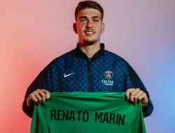 68795fabb8520-deal-dengan-as-roma-psg-datangkan-kiper-muda-renato-marin_1265_711