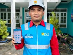 Hadapi Curah Hujan Tinggi di Belakang Padang Kota Batam, PLN Imbau Masyarakat Gunakan Listrik dengan Aman