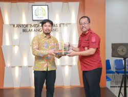 Perkuat Pengawasan Perbatasan, Komisi I DPRD Kepri Tinjau Layanan Keimigrasian di Belakang Padang