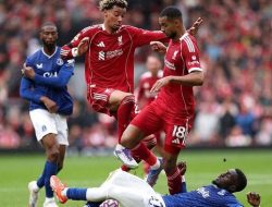 Tumbangkan Everton 2-1, Liverpool Jaga Rekor Sempurna Musim Ini