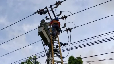 PLN Batam Himbau Masyarakat Tidak Main Layangan Dekat Jaringan Listrik