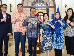 Buka Peluang Ekonomi Baru, Amsakar Achmad dan Li Claudia Chandra Perkuat Hubungan dengan Singapura