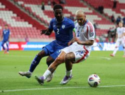 Italia hajar Israel 5-4