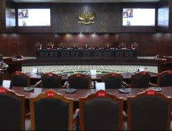 681085b1240e3-mahkamah-konstitusi-menggelar-persidangan-kepaniteraan-mk-ri-dengan-10-perkara-puu-di-jakarta-pusat-selasa-2942025_1265_711