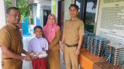 Suasana Ceria di SD Negeri 001 Belakang Padang, Anak – anak Bilang Menu MBG Enak