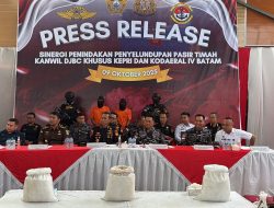 Bea Cukai Kepri dan Kodaeral IV Batam Gagalkan Penyelundupan 25,9 Ton Pasir Timah di Perairan Pengibu