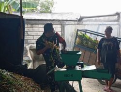 Jalin Komsos : Serda Roni Sitorus Dorong Inovasi Warga Belakang Padang, Peternak Kembangkan Obat Alami Penghilang Bau Kandang