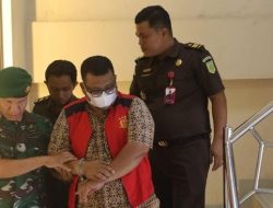 kejari-karimun-tetapkan-dua-orang-tersangka-kasus-surat-sporadik-fiktif-dok-kejari-karimun-1761740470839_169