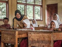 Insentif Guru Honorer Naik Rp400 Ribu/Bulan Mulai 2026