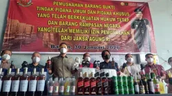 Kejari Batam Musnahkan Ratusan Barang Bukti Inkracht, Tegaskan Komitmen Penegakan Hukum Berintegritas