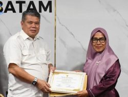 12 ASN Purna Tugas Terima SK Pensiun TMT 1 Februari 2026 dari BKPSDM Batam