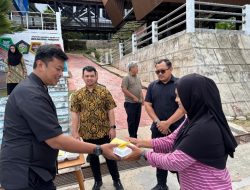 Perkuat Kepedulian Sosial, Imigrasi Belakang Padang Gelar Jumat Berkah untuk Masyarakat