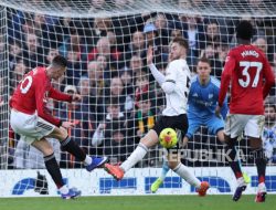 Taklukkan Fulham 3-2, MU Cetak Tiga Kemenangan Beruntun 