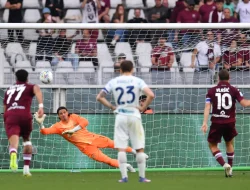 torino-tahan-imbang-inter-perayaan-gelar-serie-a-tertunda