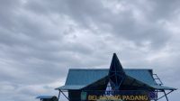 Cuaca batam hujan ringan